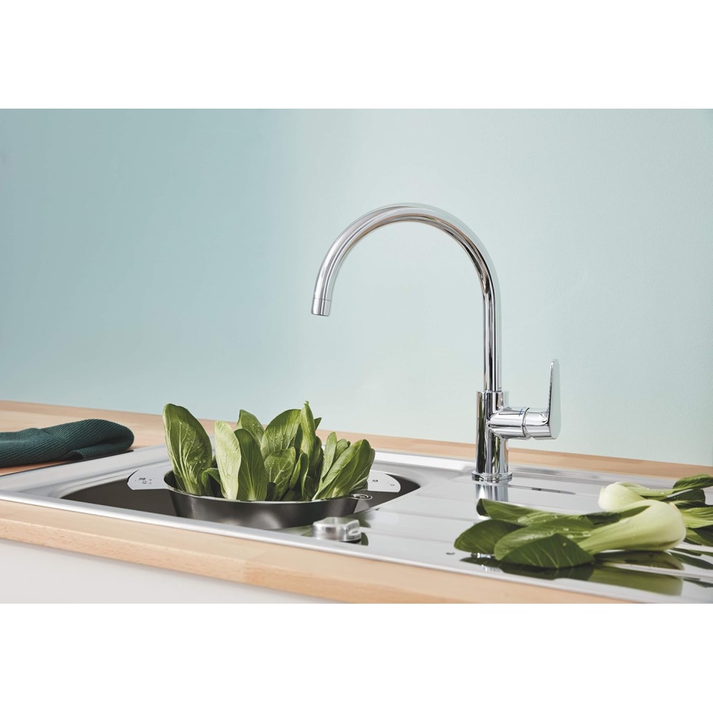Grohe 31536001 Kitchen Tap Single Lever Sink Mixer | Sleek & Durable Faucet for Kitchens & Bathrooms