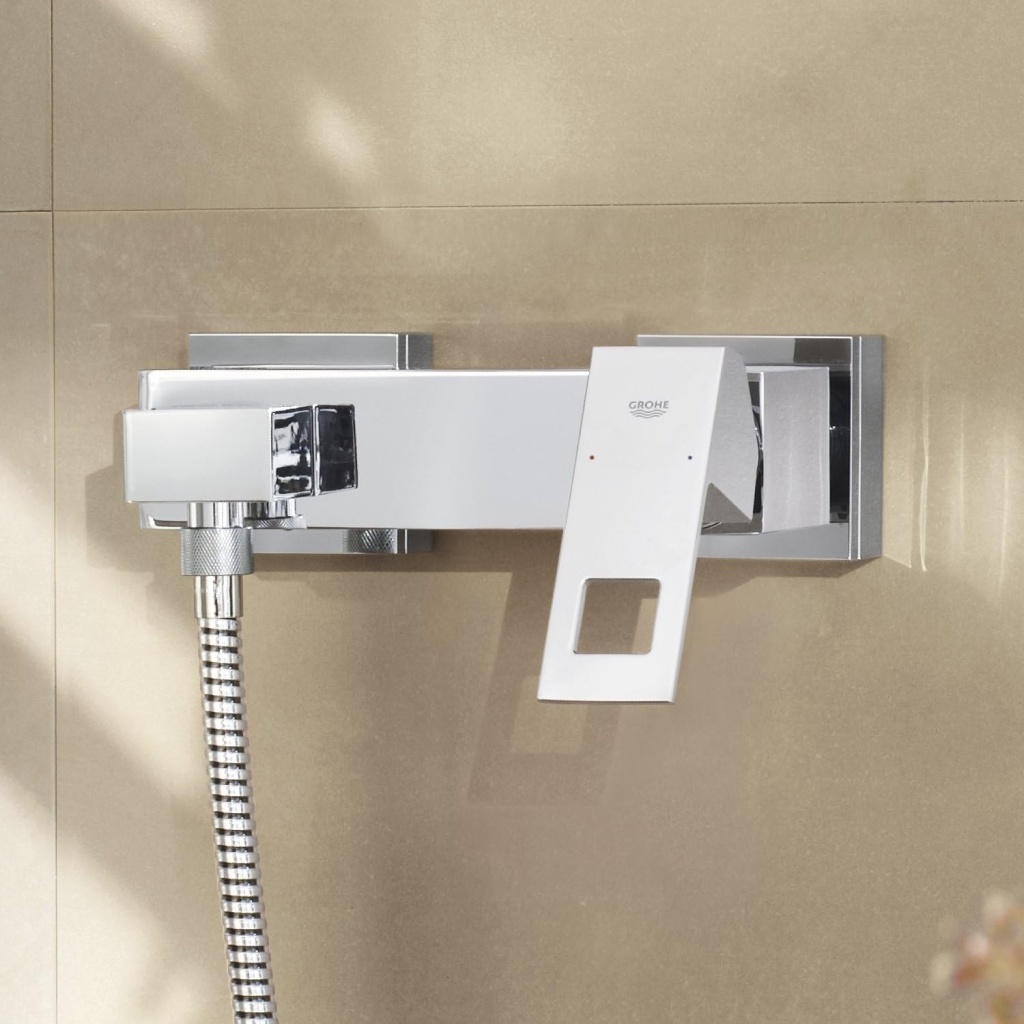 Single-Lever Bath/Shower Mixer 1/2 Chrome